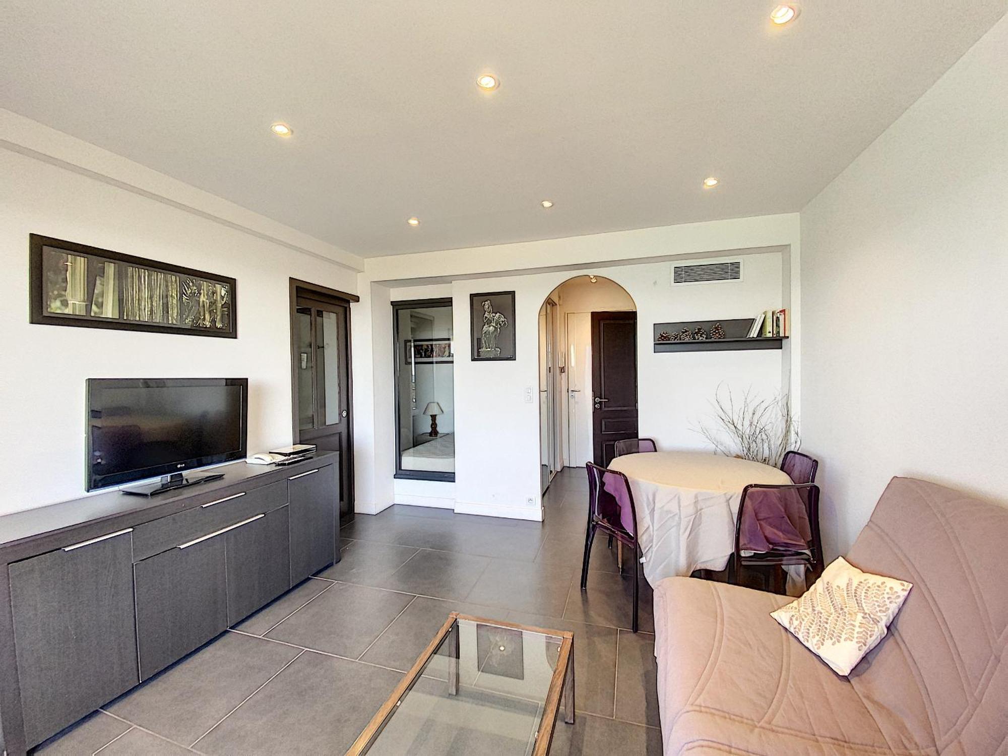 1-bedroom Beachfront With Sea View